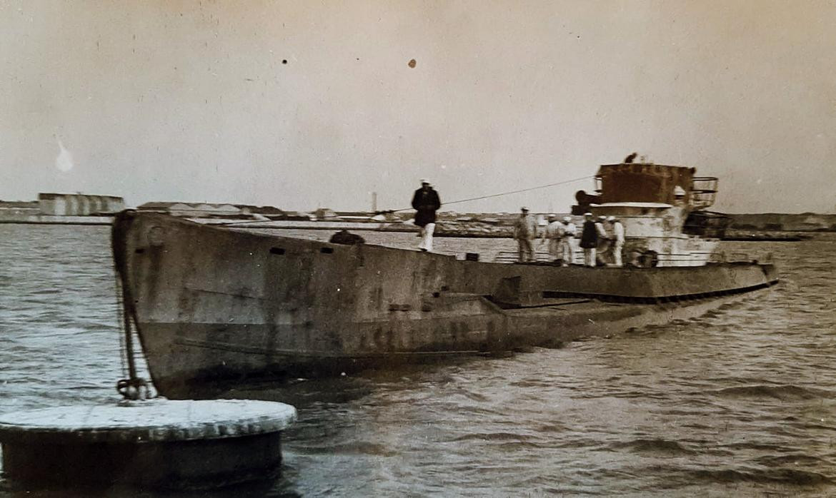 Entrada del U-530 al puerto de Mar del Plata.