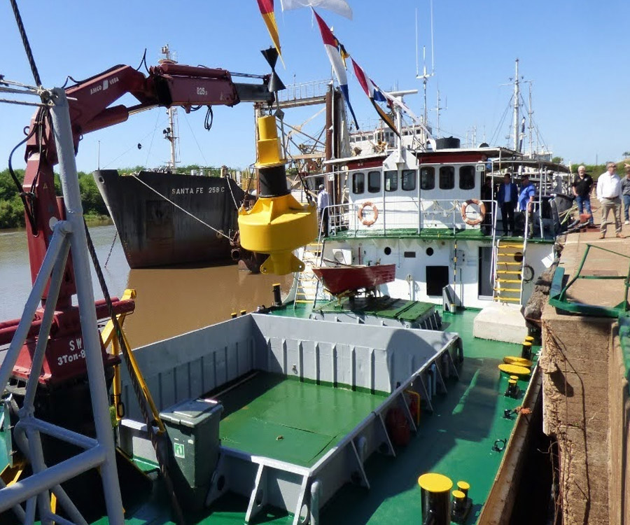 Puertos y Vías Navegables de la Nación destinó un balizador al río Uruguay