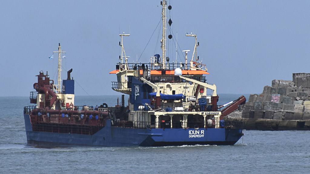 Ya se lleva ejecutado el 25 por ciento del dragado previsto en Mar del Plata