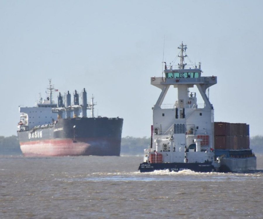 Opinión: las desventuras de tripulantes y buques argentinos