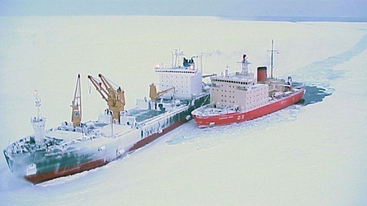 Cuando el “Irízar” salvó un buque científico alemán en pleno invierno antártico