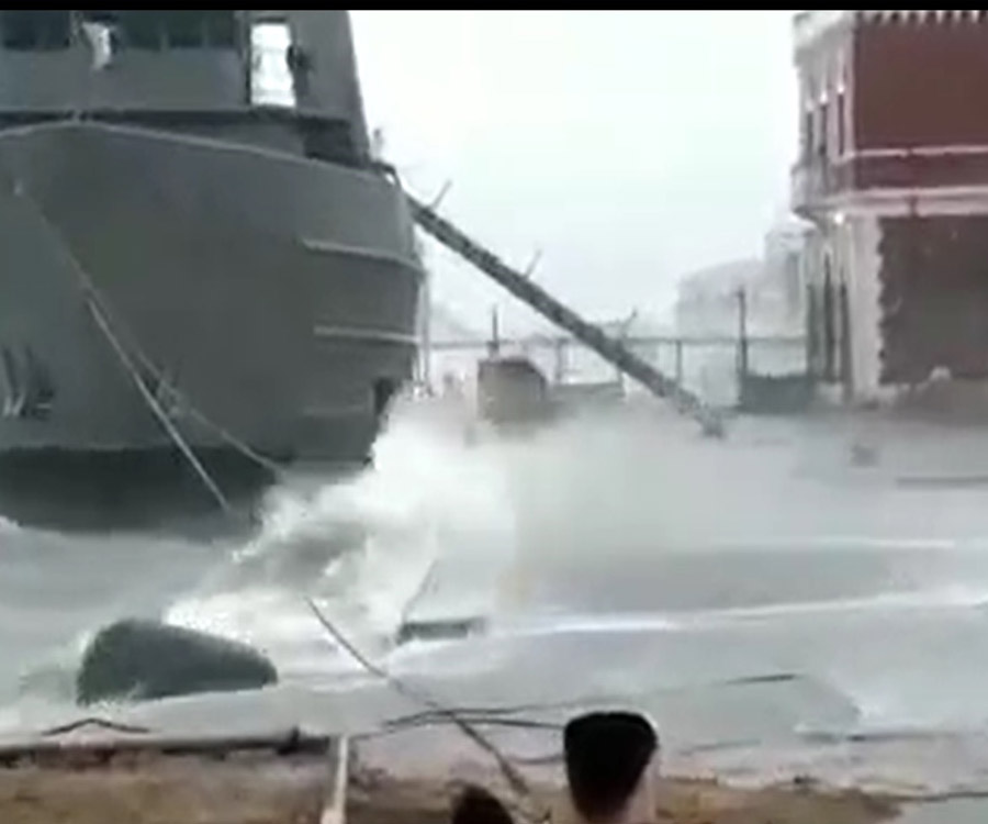 En video: así subió el mar por la sudestada histórica en la Base Naval de Puerto Belgrano