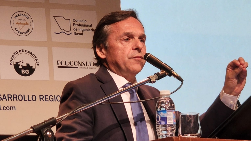 Giuliano destacó las inversiones realizadas por el Estado en materia de transporte