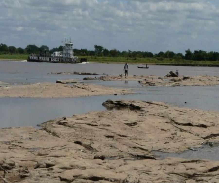 La bajante histórica del río Paraguay ya genera problemas de navegación en varios tramos