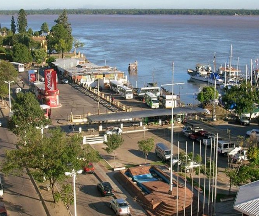Buscan que Corrientes sea el último puerto del Paraná con salida al mundo