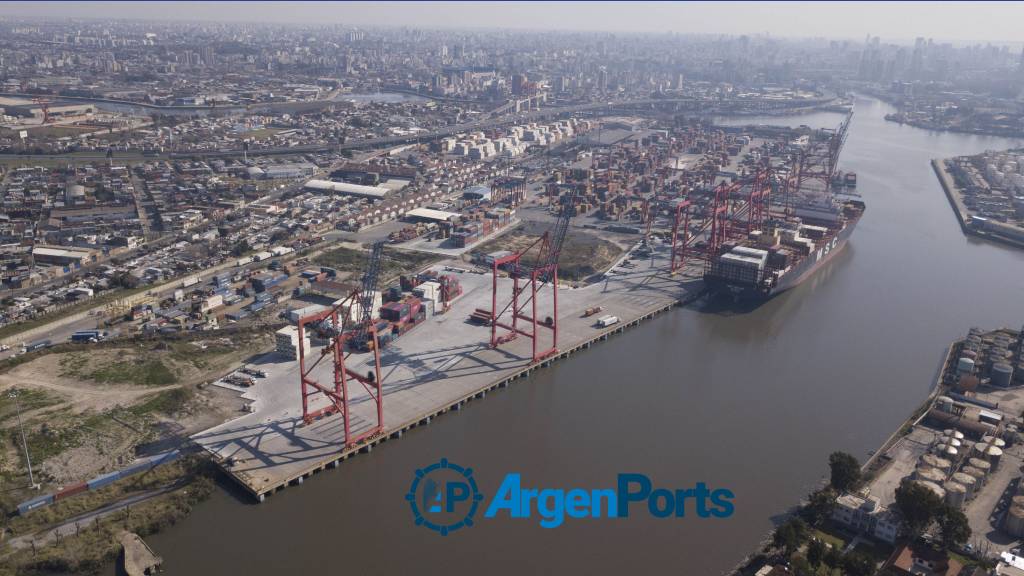 Tras los bloqueos en la terminal de Exolgan, declaran esencial a la actividad portuaria