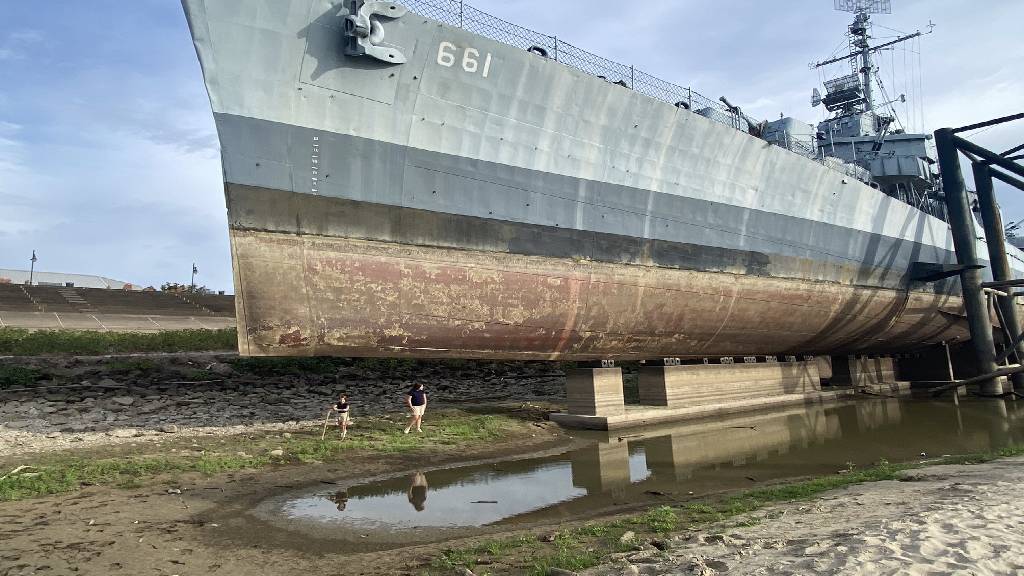 La bajante del Mississippi y sus efectos en un barco museo de la SGM