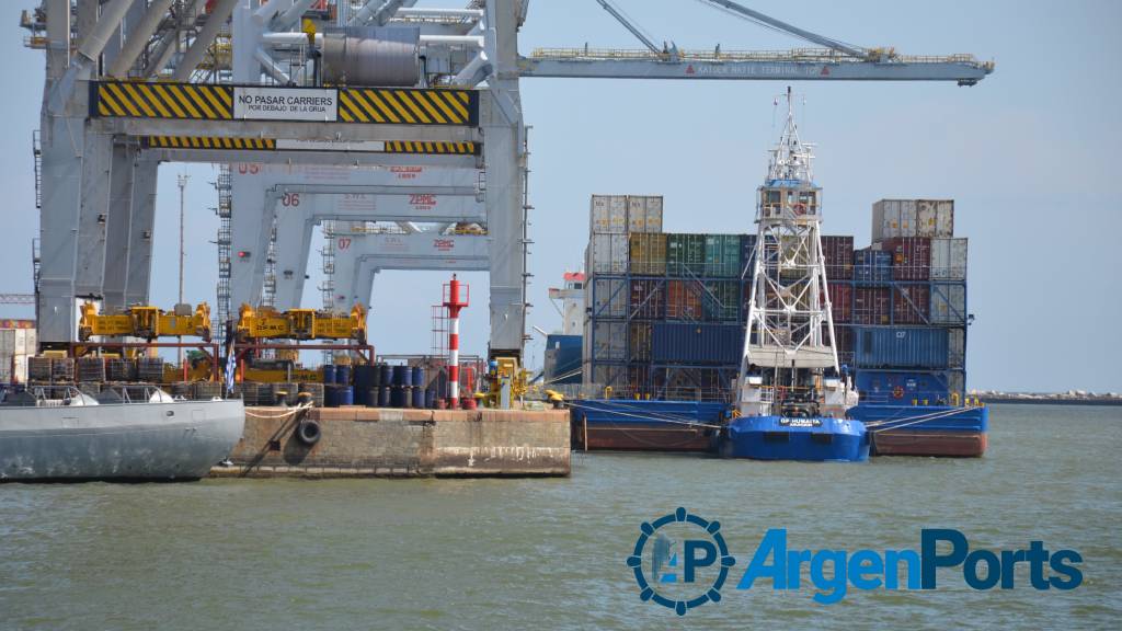 Montevideo no le cobrará tarifa de fondeo a la flota paraguaya de barcazas