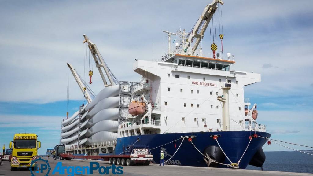 Puerto Madryn vuelve a recibir equipos para un nuevo proyecto eólico