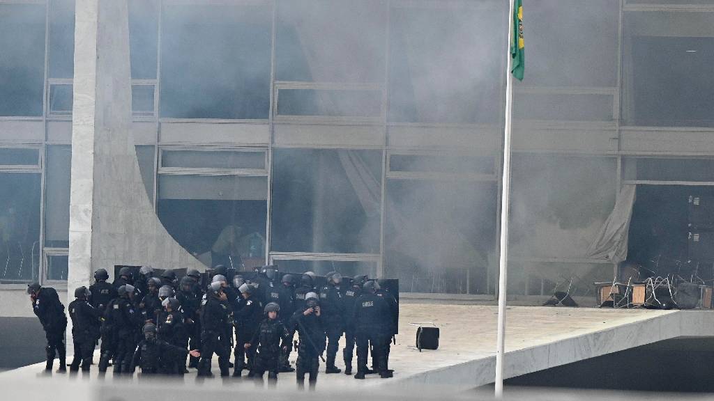 Repudio de la ABIN a los sucesos antidemocráticos en Brasil