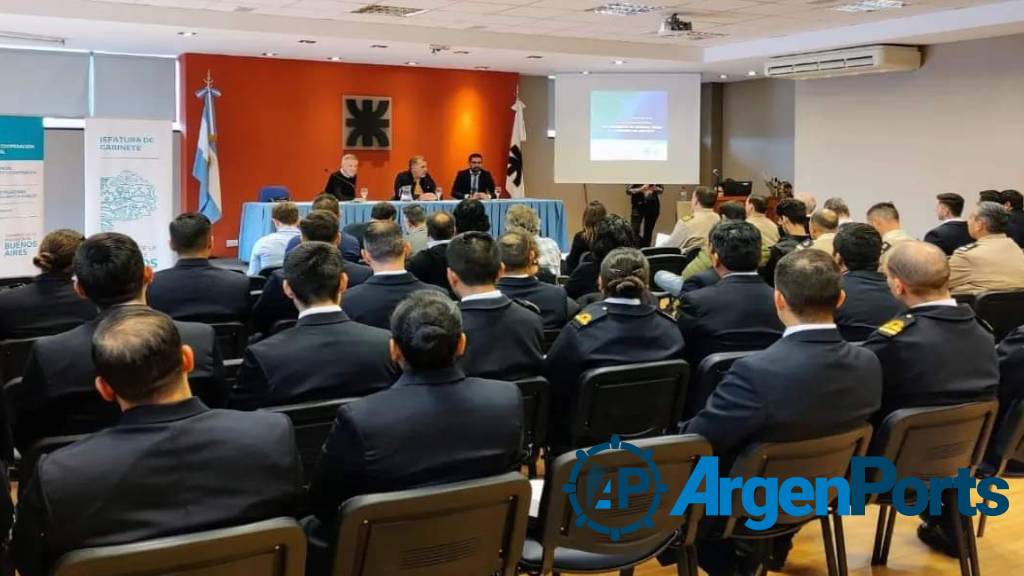 Se llevó a cabo el seminario “La Provincia de Buenos Aires y la opción Atlántica”