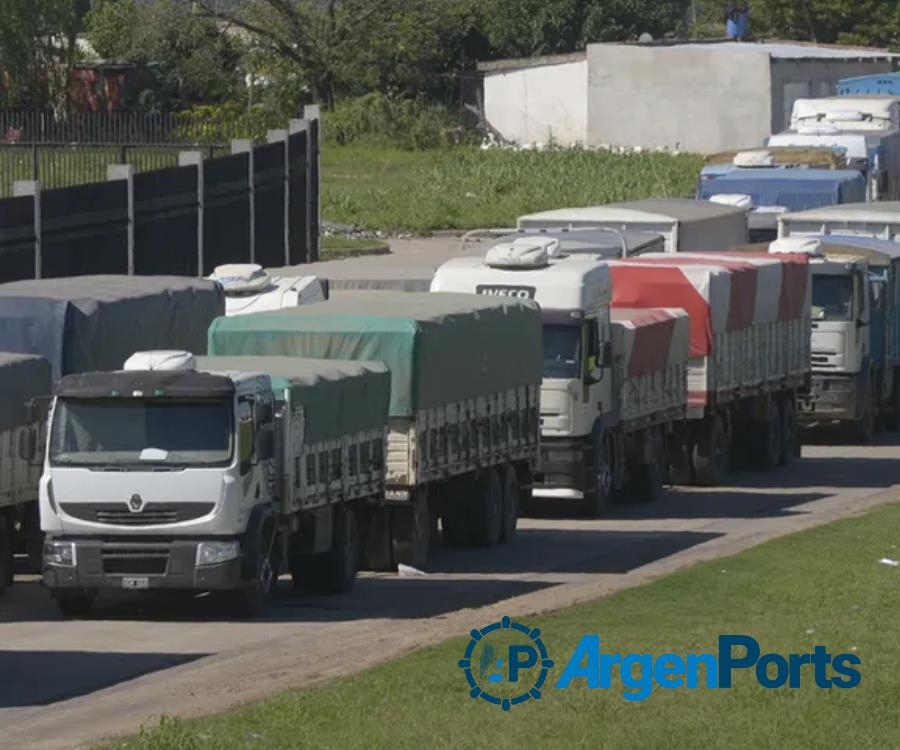 El ingreso de camiones al Gran Rosario caería un 60% este año por la sequía
