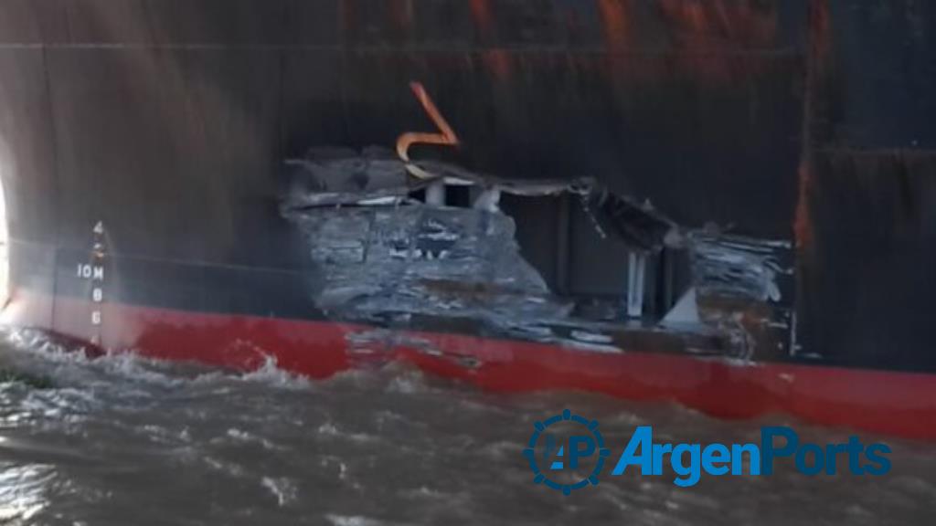 Un remolcador se soltó y chocó a un barco en el puerto de San Lorenzo