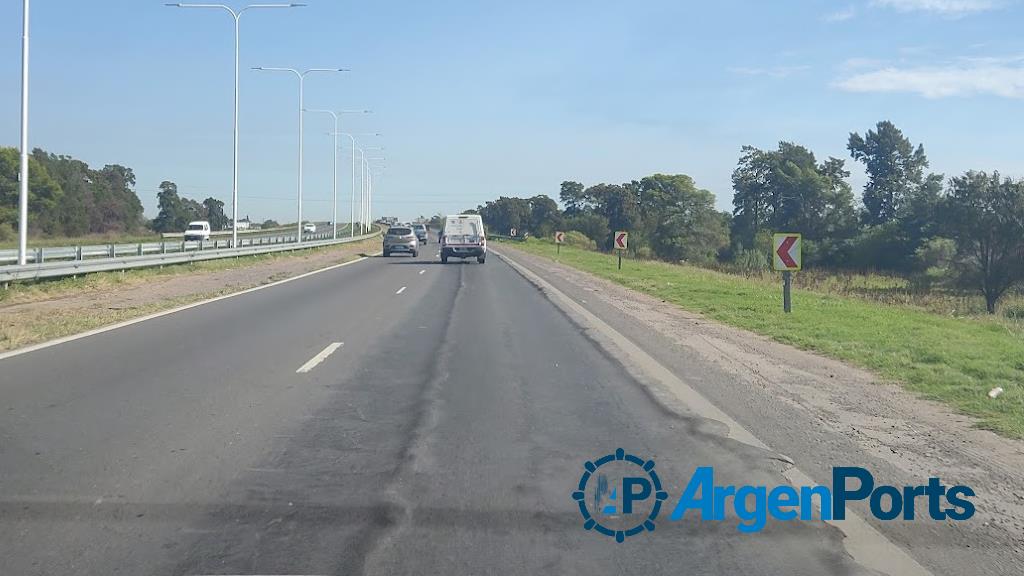 Reclaman la urgente intervención de la autopista Rosario-Santa Fe para evitar tragedias