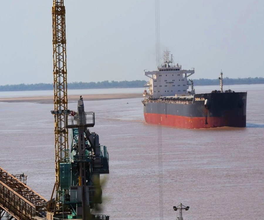 Alerta para la navegación de grandes buques por la bajante del río Paraná