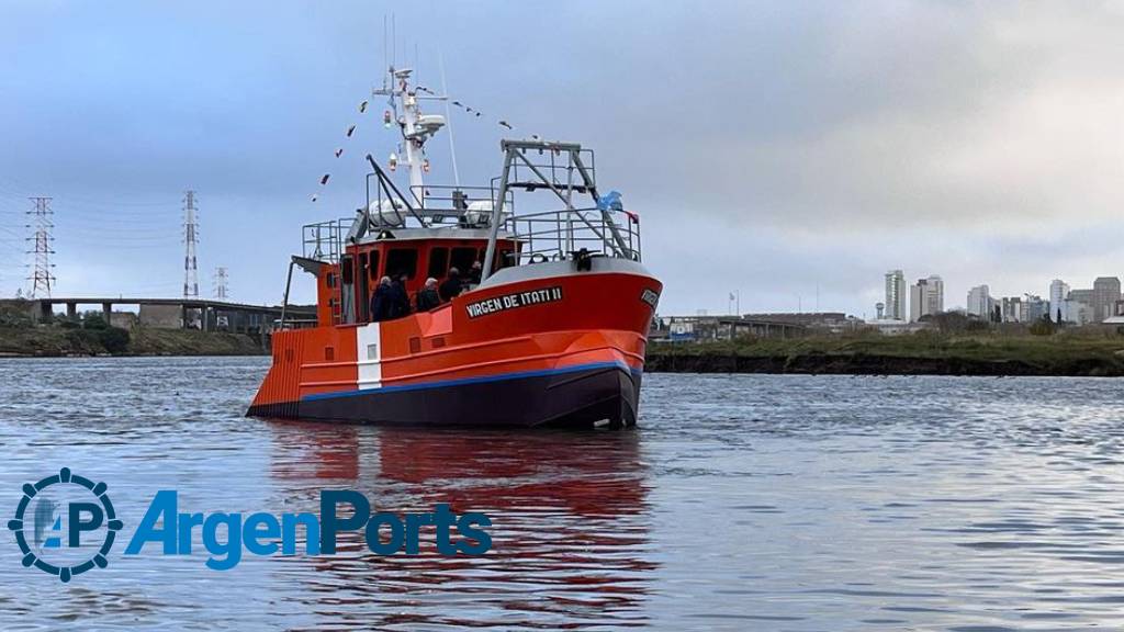 En fotos y videos: Astillero Aloncar, de Quequén, botó un nuevo pesquero costero