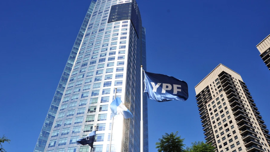YPF hizo una nueva propuesta para la refinanciación de su deuda
