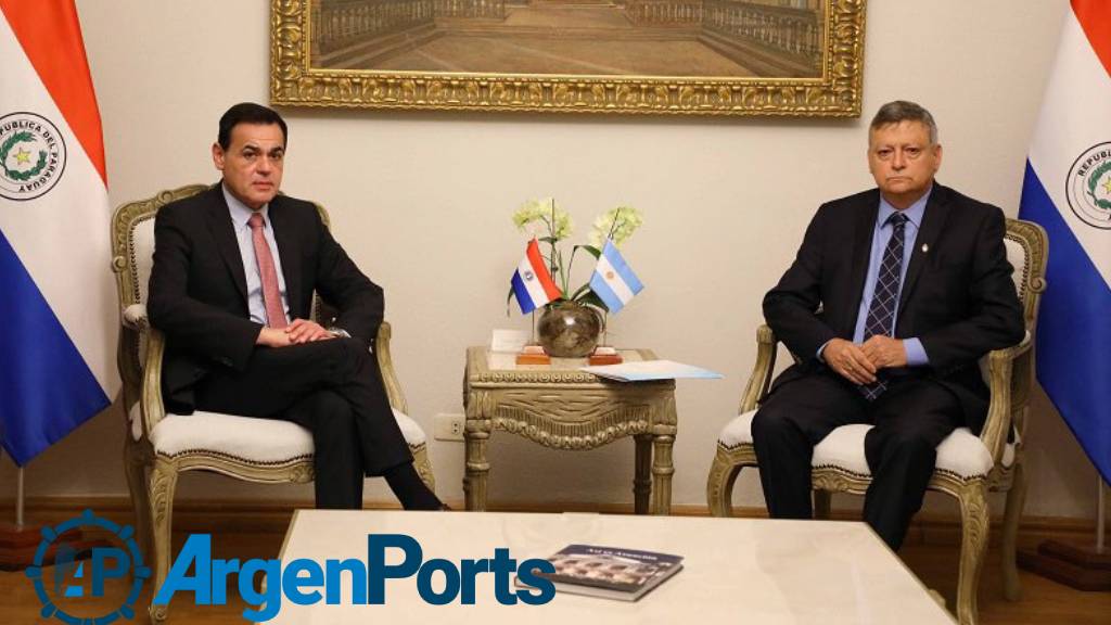 Hidrovía: optimismo del canciller paraguayo frente a las controversias con Argentina