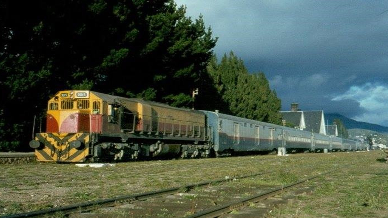 Evalúan el regreso del tren de pasajeros entre Plaza Constitución y Bariloche