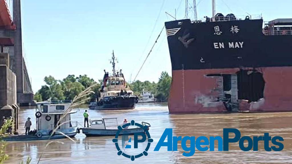 Video y fotos: retiraron el barco siniestrado en Zárate Brazo Largo y se normaliza la navegación