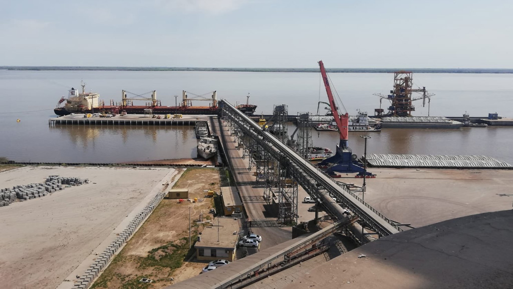 Una empresa argentina construirá y operará un puerto de la Hidrovía en Uruguay