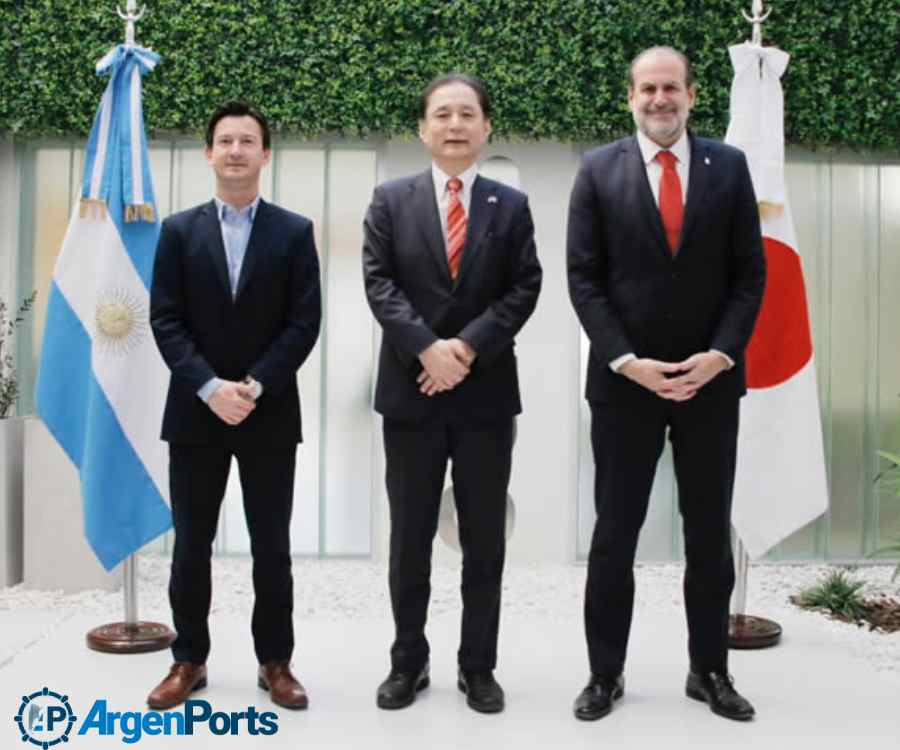 Visita del embajador de Japón al puerto de Bahía Blanca