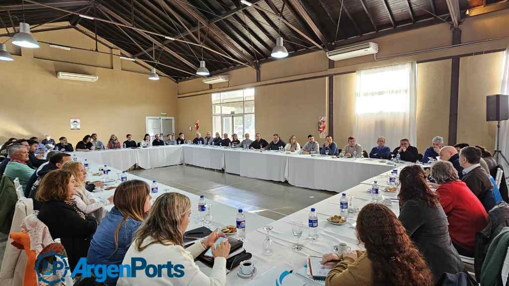 Puerto Quequén: encuentro sobre Formación Profesional con los sectores privado y sindical