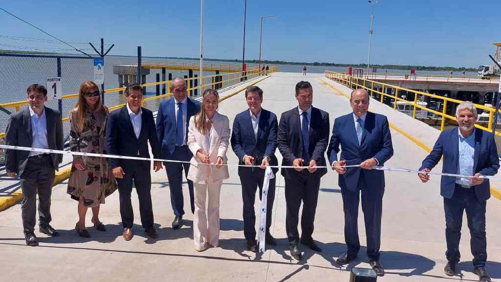 En video: inauguraron un muelle multipropósito en la Zona Franca Santafesina