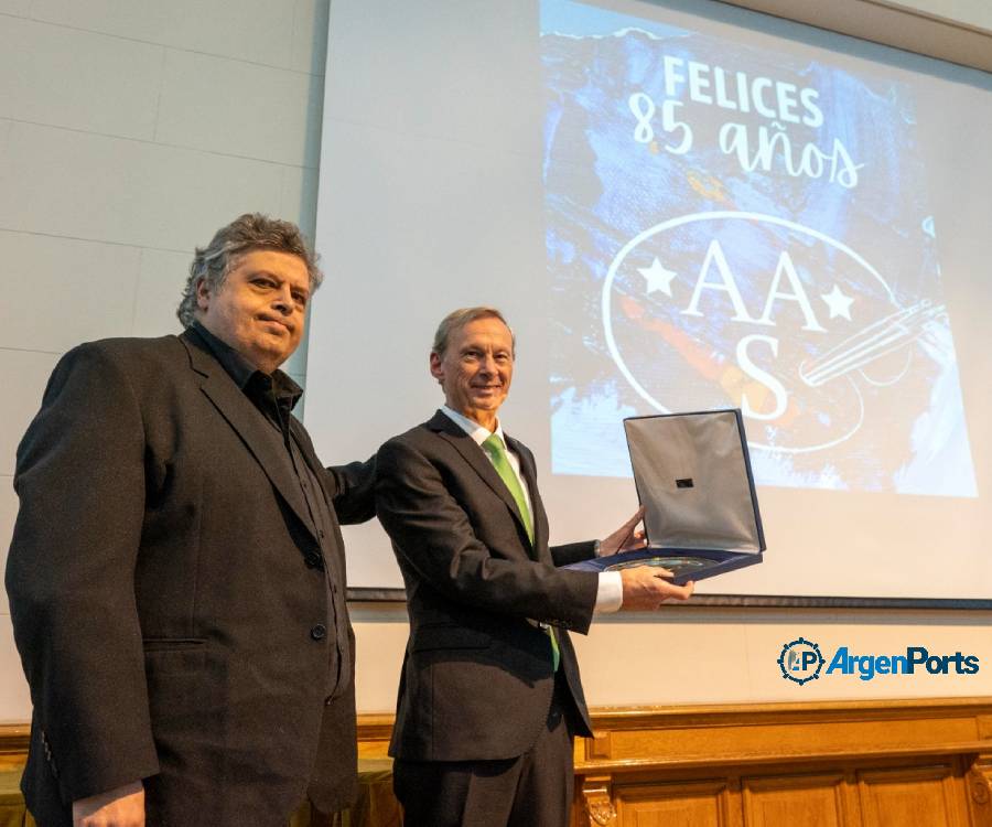 Bahía Blanca: 39° Salón de Arte de Escultura y Pintura de la Fundación Bolsa de Comercio